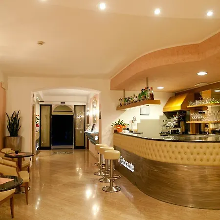 Hotel Panorama Ristorante ***s Torri Del Benaco